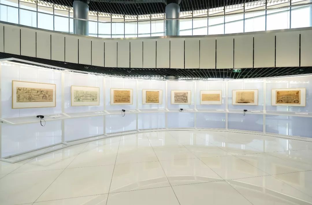 河南博物馆主馆开放了_荷兰人体博物 馆_上海汽车博物馆好玩吗