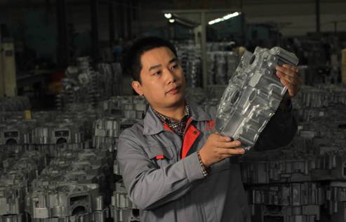 端午节模具厂老板喝醉，老板娘给车间主任发微信.....的图8