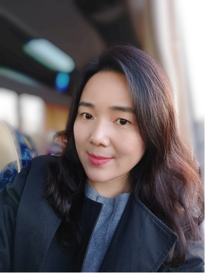 存:诗探索专访:诗人舒丹丹 存:诗探索专访:诗人舒丹丹