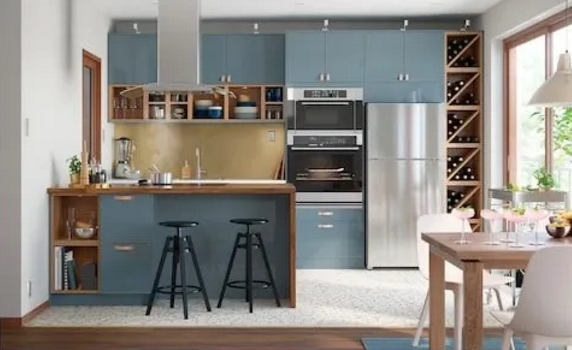 别让小户型厨房限制了你的美好生活，这样的布局设计，再也不怕拥