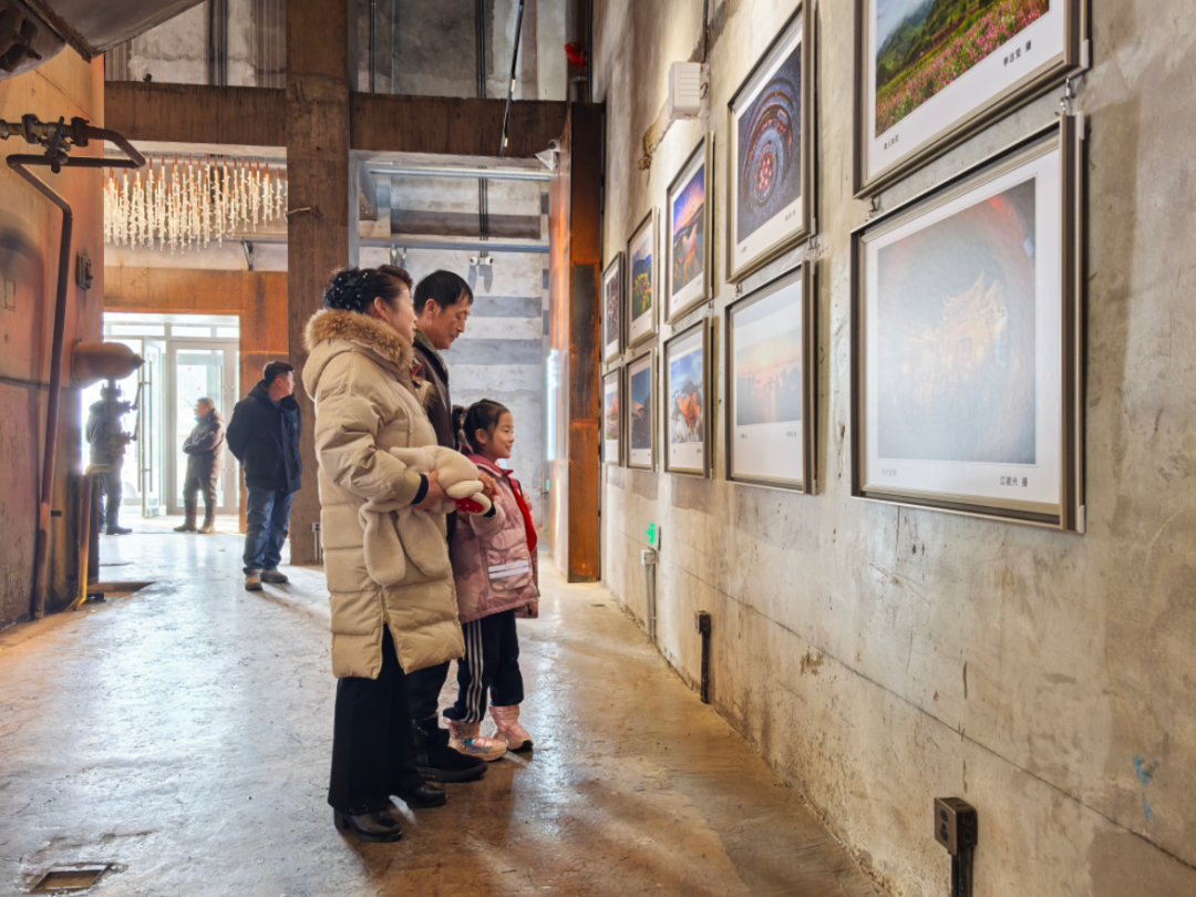 基层艺讯｜兴安盟与龙岩市摄影联展开展 第6张