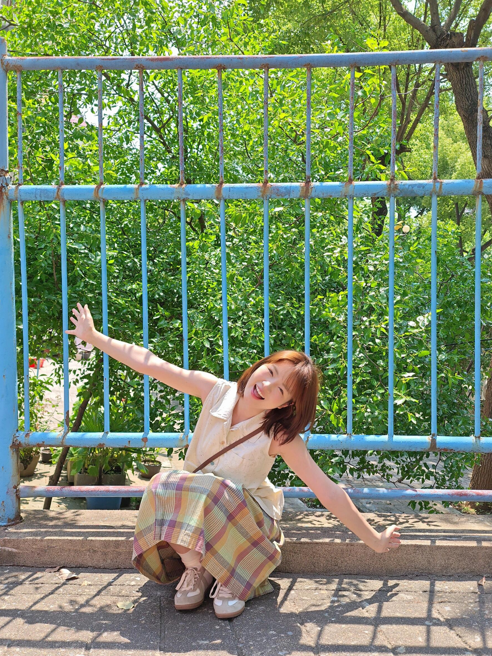 一些日常生活感的拍照姿势，轻松拍出生命力！随地大小拍，包出片的！