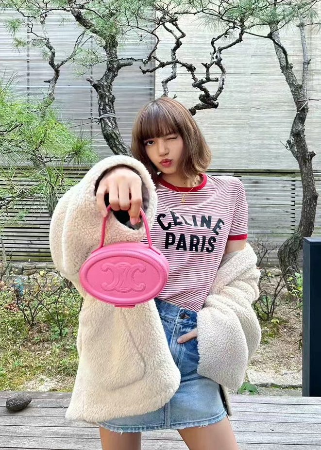 辣lisa化身hedigirl为celine走秀