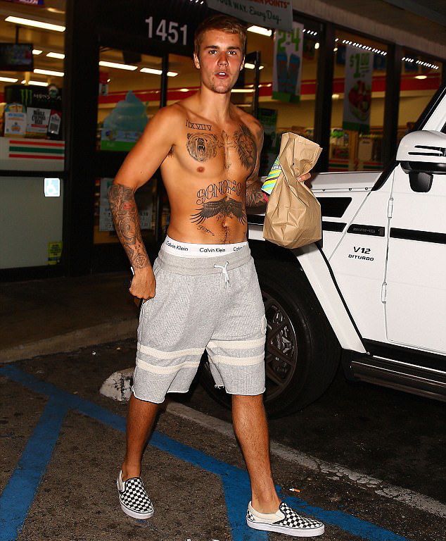 為什麼小賈和 GD 都愛 vans 棋盤格？