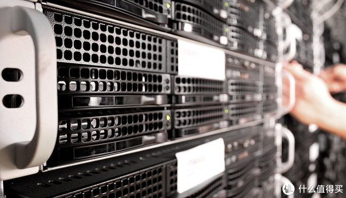 组装一台高性能NAS要注意什么？超全脱坑指南来了！插图1