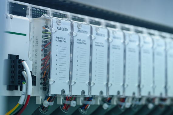 智能测量放大器对比PLC控制器的图2