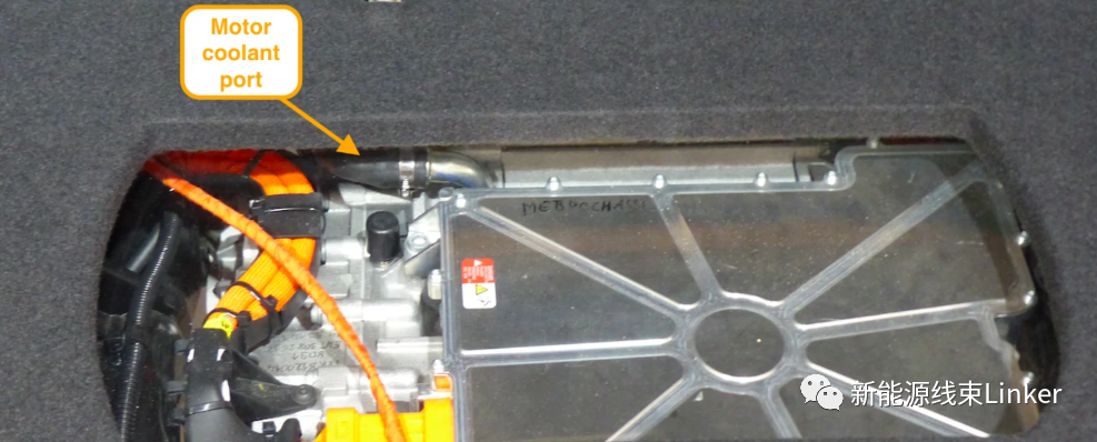 大众MEB平台高压部件解析（电池、连接器、高压线、充电座、动力系统）的图15