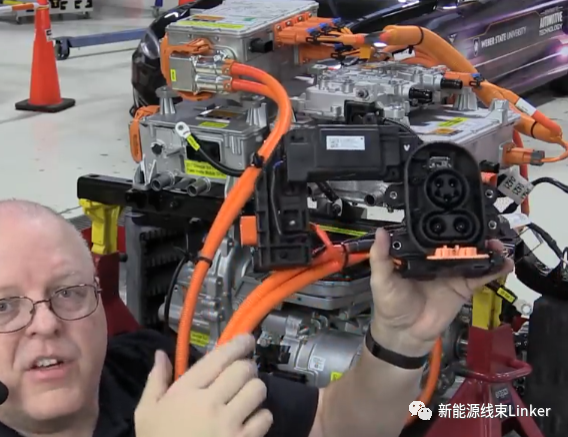 雪佛兰Bolt &Tesla 高压线束及连接器分析的图9