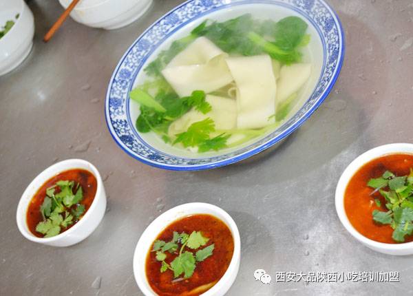 楊凌蘸水面技術 學蘸水面做法 西安麵食培訓 陝西學楊凌蘸水面去哪