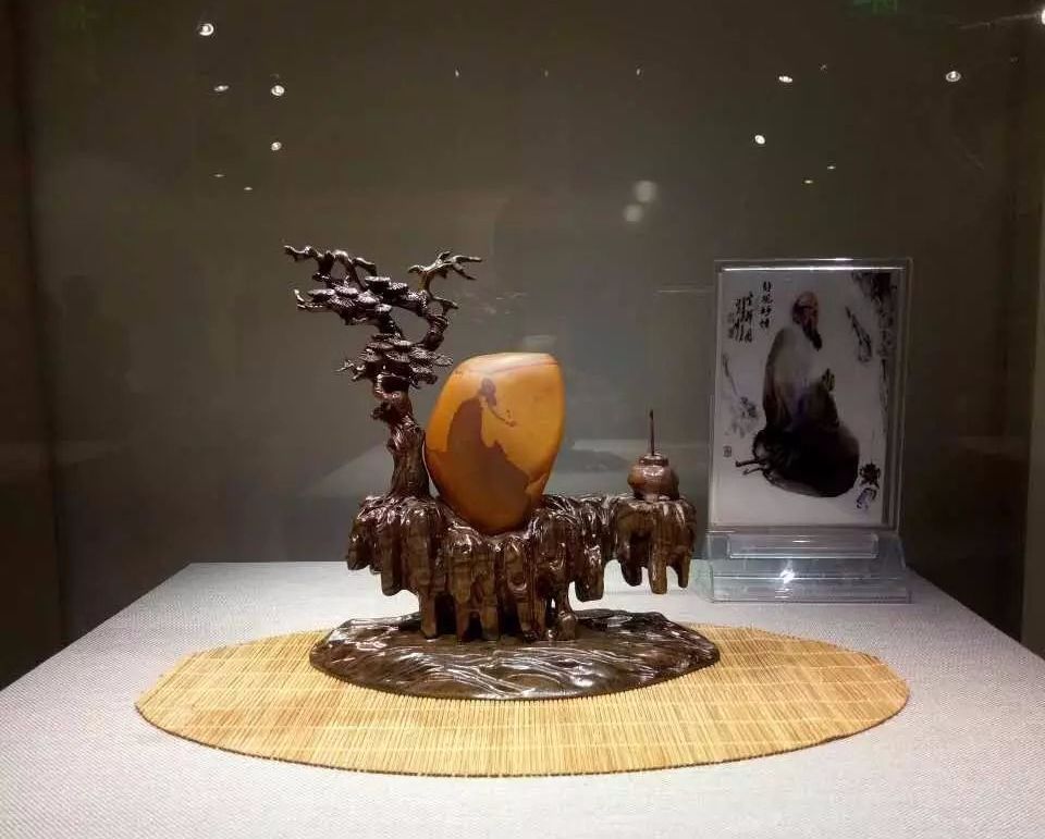 赏石见人品，这些行为千万不能做 图