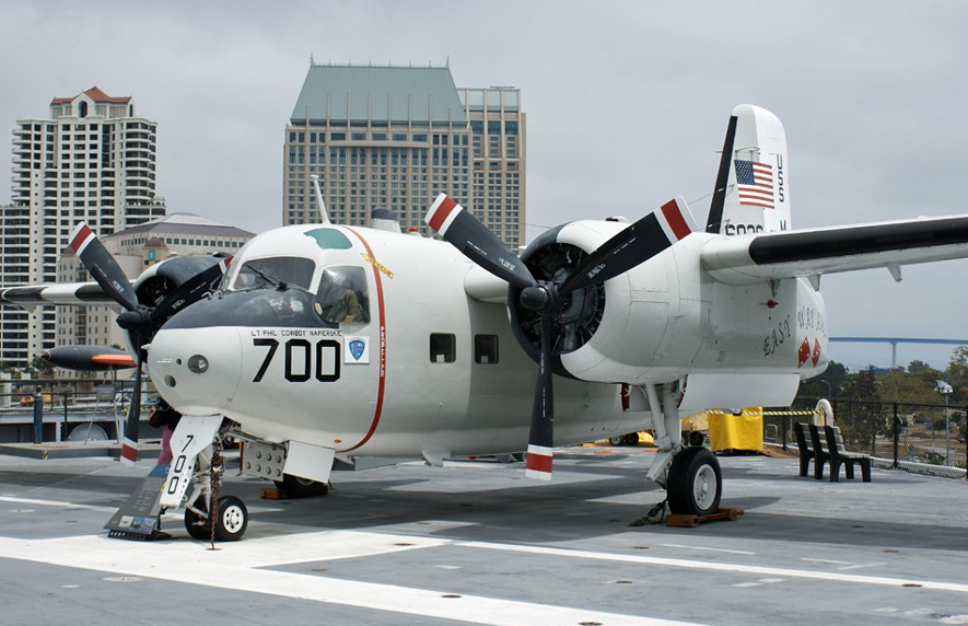 美军新型舰载运输机cmv22b鱼鹰运输机