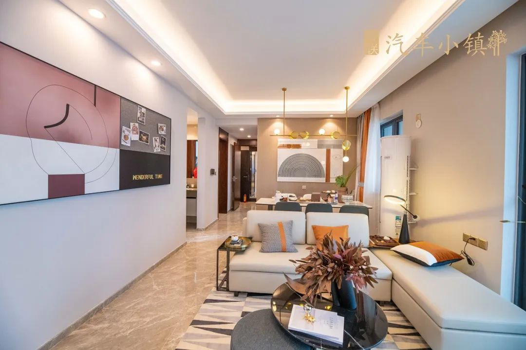 番禺【智联·汽车小镇】 95-126㎡精装三*四房，总价170万！