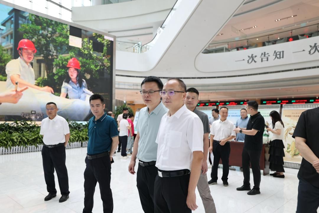 常德市自然资源和规划局开展2026年土地日宣传活动