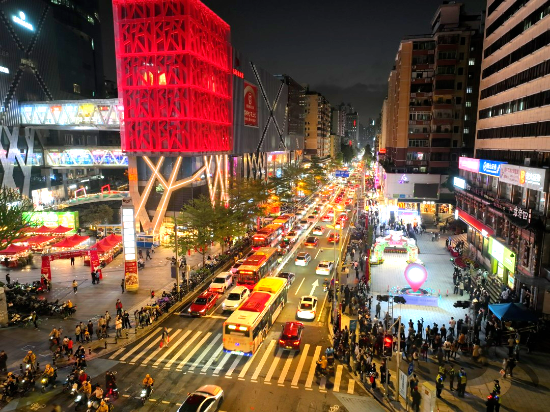 越秀海珠湾壹号商业大平层，全盘仅68席，总价500-800万！