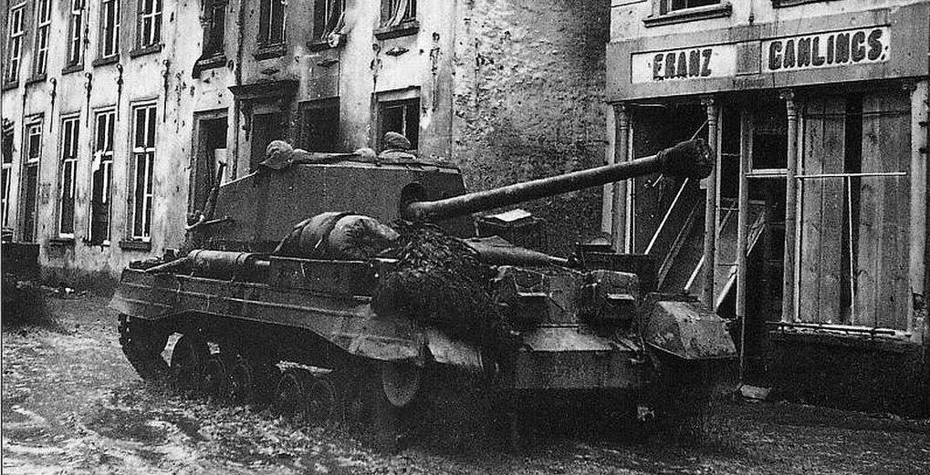 坦克世界闪电战倒车哪家强？首战便拿虎式开刀