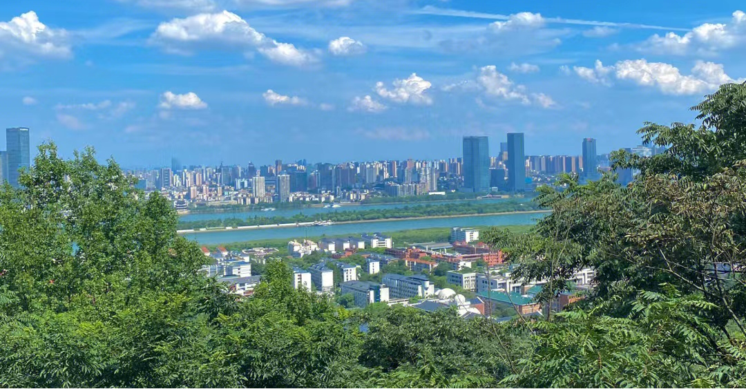 总要去趟岳麓山吧 - 封面图