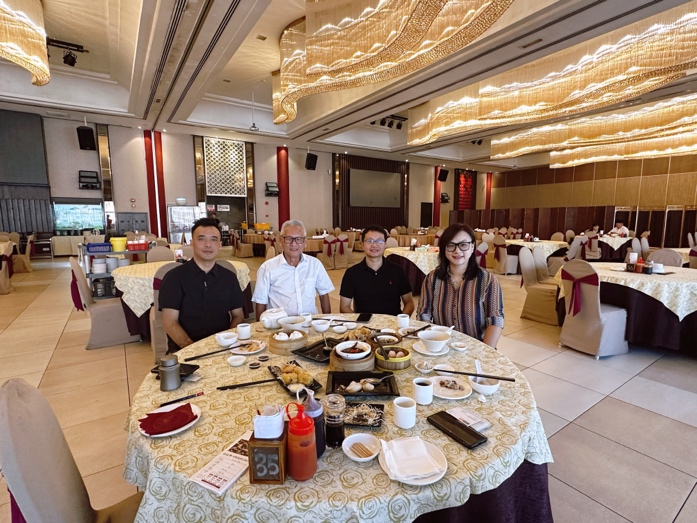 Visiting Seremban Industry Parkin Malaysia 马来西亚 - 封面图