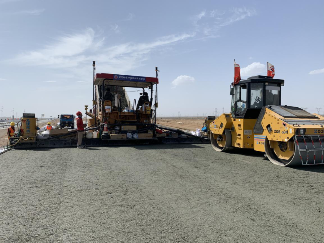 搅拌站生产质量监控（黑匣子），路面质量监控平台，压路机防碰撞系统，土石方连续智能压实系统，智能3d摊铺系统，水泥搅拌桩质量监控，数字化强夯监控系统，液压夯质量监控