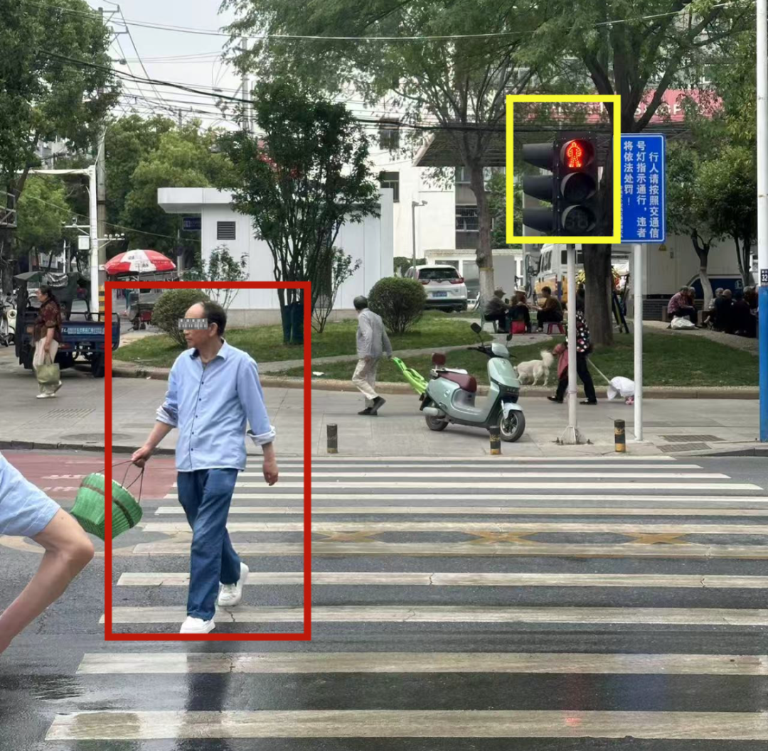2、5.13日，杨用国420982195704211418中心加油站路口_副本.jpg