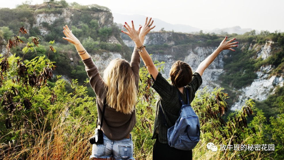 《这位CEO奖励员工750美元，让他们休假时“不插电”》