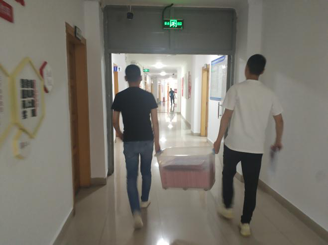 会场布置以左为尊_会场气球布置图片_婚庆布置会场的图片