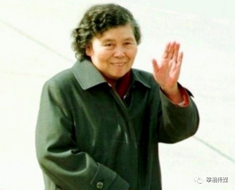 æ±Ÿæ³½æ°'ä¸Žå¤«äººçŽ‹å†¶åªçš„66å¹´ è‡ªç