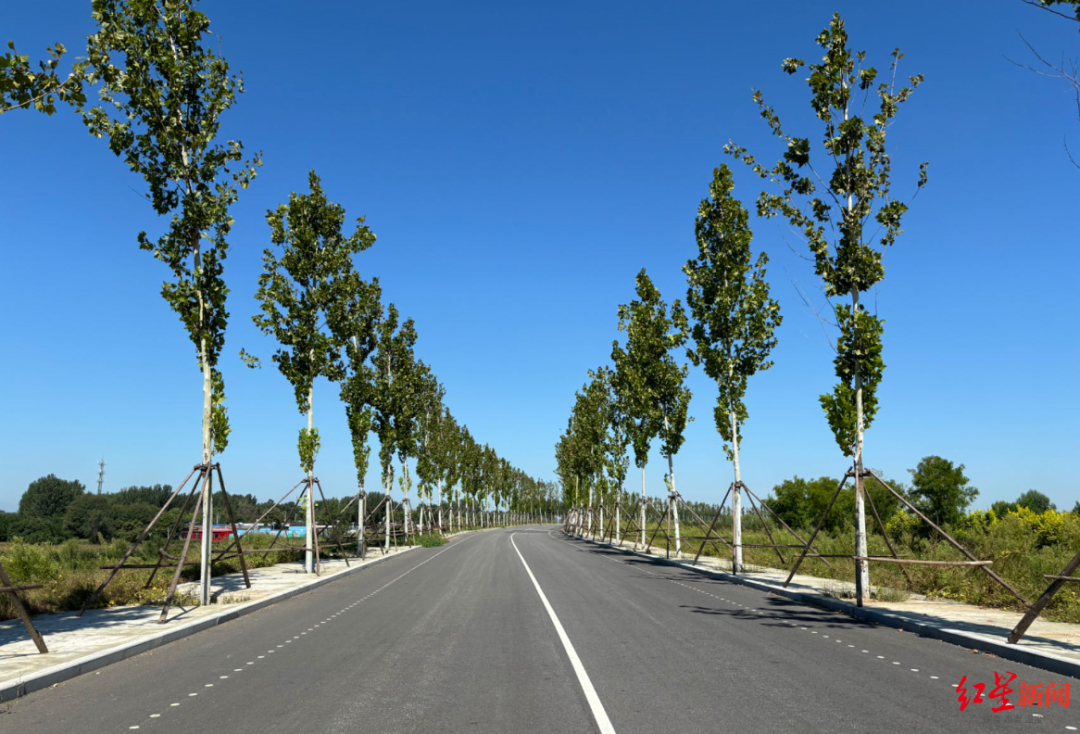 河北骑行去世男孩父亲遭网暴，涉事路段西侧曾打造“骑行小镇”，官方：仍在补充侦查