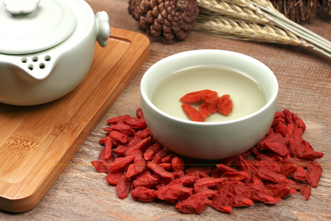 养眼中药有哪些？最“养眼”的两味中药！