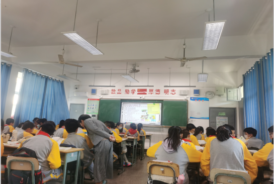 砥砺奋进，一路前行——记益智中学英语教研组活动