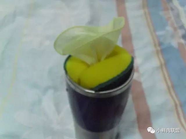 自制飞机杯感觉咋样?网友晒出自制飞机杯过程，一段不堪入目的血泪史。3