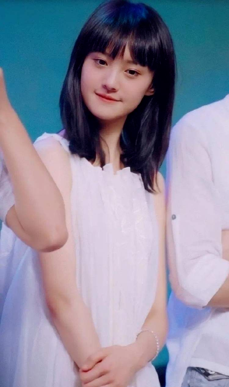 郑爽回应代孕。11年后,她的流星雨终于成了一场暴风雨-微信头条网 郑爽回应代孕。11年后,她的流星雨终于成了一场暴风雨