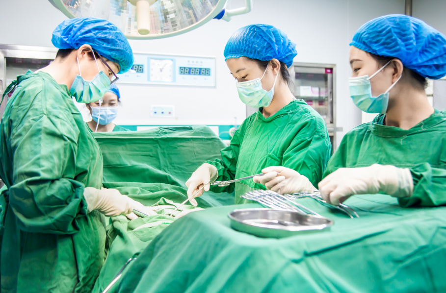 宫腔球囊怎么取出宫腔严重粘连，上昆明放球囊支架； 惠康妙手取出，在兴义不用去省会！_https://www.jmylbn.com_新闻资讯_第7张