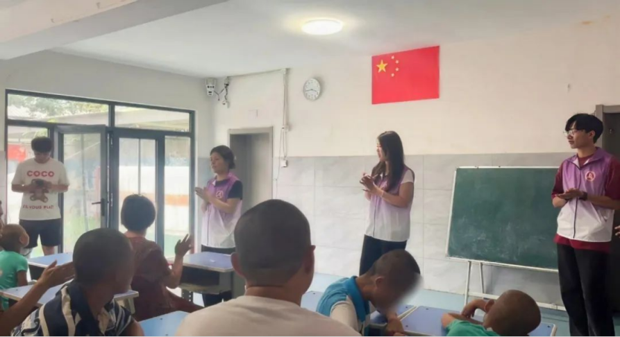 社斗牛娱乐官网实践（十二）—— “真情汇友爱，携手筑希望”牛牛游戏斗牛娱乐官网计牛牛游戏三下乡助残斗牛棋牌娱乐列（三）