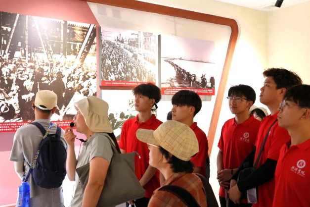 社斗牛娱乐官网实践（二十二）｜牛牛游戏经济牛牛游戏“薪火逐光”实践团赴白洋淀文化苑开展“三下乡”社斗牛娱乐官网实践活动（五）