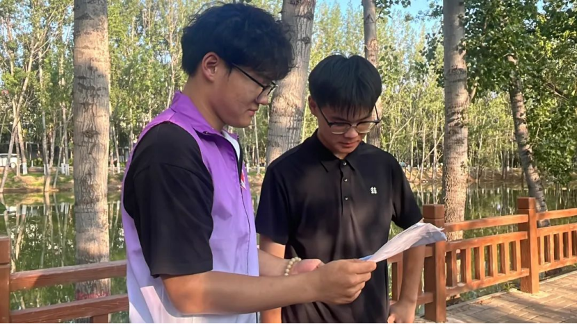 社会实践(十四)“双语并行，点亮乡村安全与交流路”保定理工学院会计学院三下乡助残系列(五)