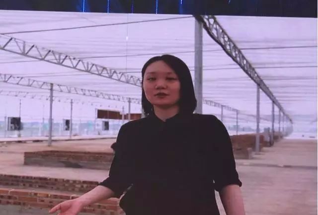 女留学生靠“恶心”震撼全球！澳洲留学后回中国，竟建了个“可怕”工厂，看完头皮发麻… - 17
