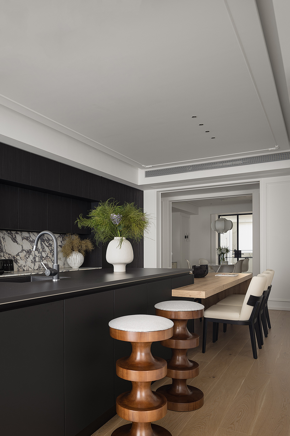 360㎡轻法式,现代慢生活!