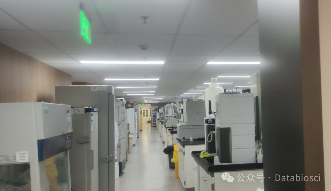 【移机服务】德伯完成上海交通大学医学院全自动口鼻COPD熏烟造模设备的移机