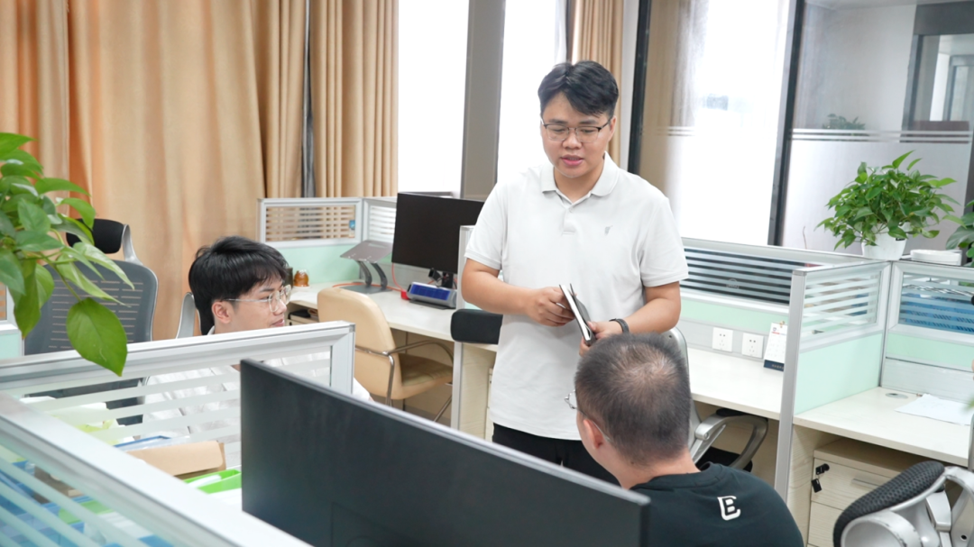 从应届大学生成长为物流经理，一个物流青年的“三次看见”