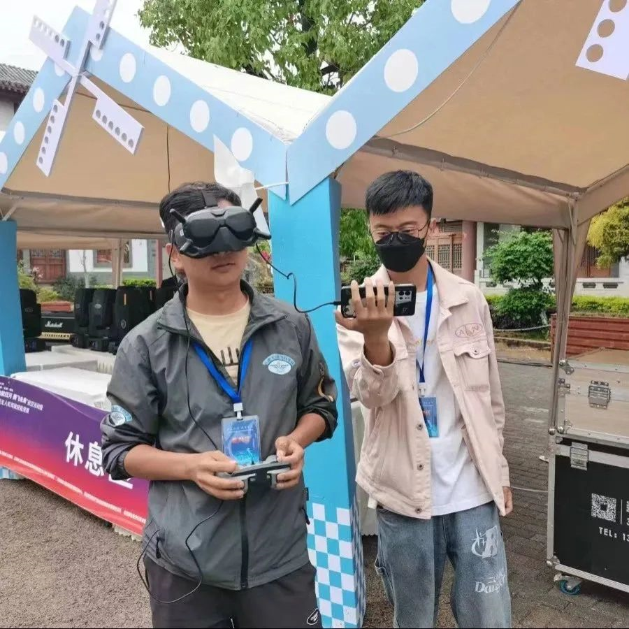 服务涵盖昆明无人机培训、昆明保安服务、昆明物业服务、昆明宠物医疗美容、昆明职业技能培训服务、昆明广告策划、昆明安防监控。