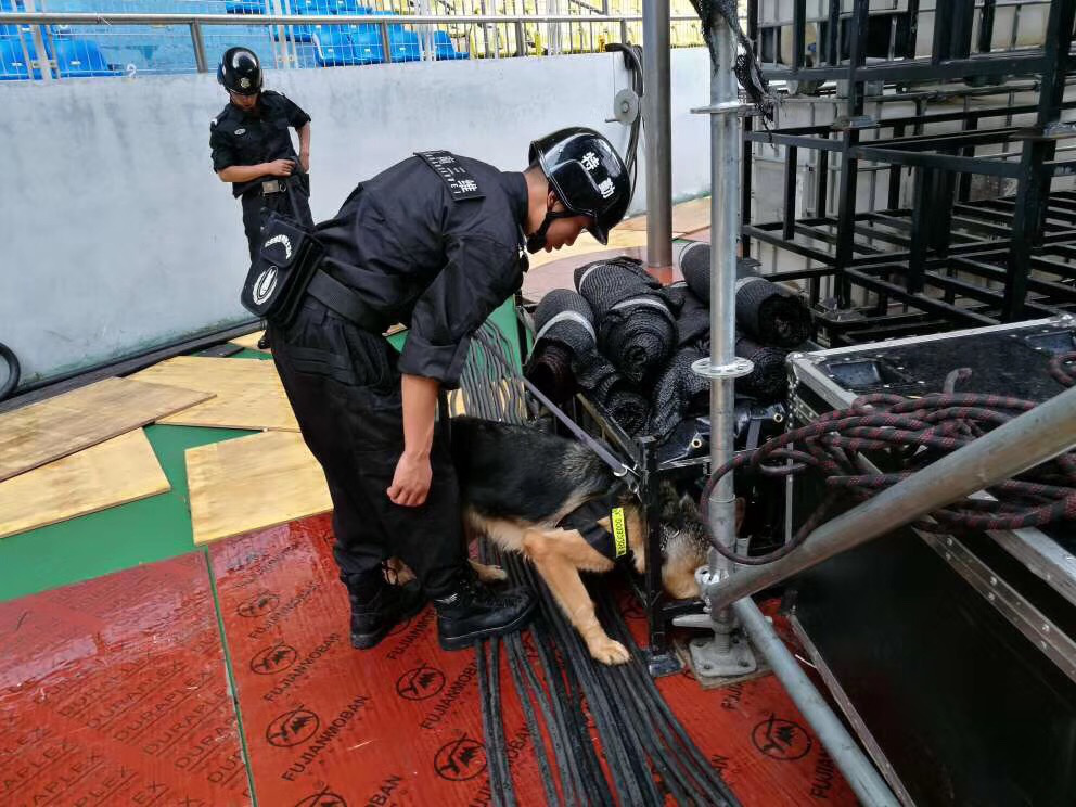 服务涵盖昆明无人机培训、昆明保安服务、昆明物业服务、昆明宠物医疗美容、昆明职业技能培训服务、昆明广告策划、昆明安防监控。