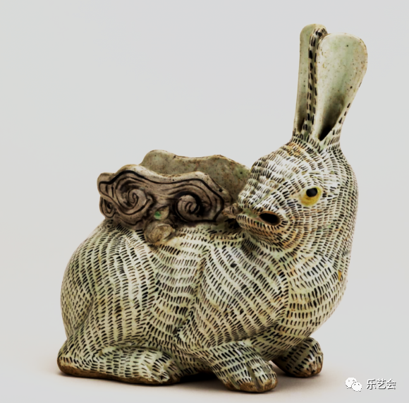 清康熙 墨彩兔背灵芝瓷塑 大英博物馆藏(4)历代绘画上的兔形象东汉