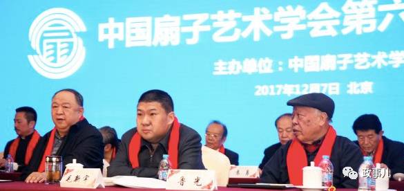 毛新宇卸任特别职务 多次采访曾谈及对它的喜爱