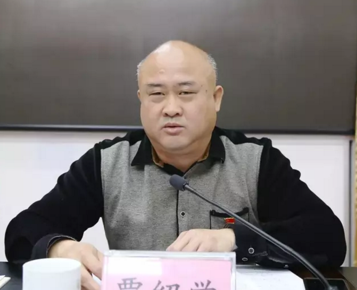 被带走当天他仍在收钱