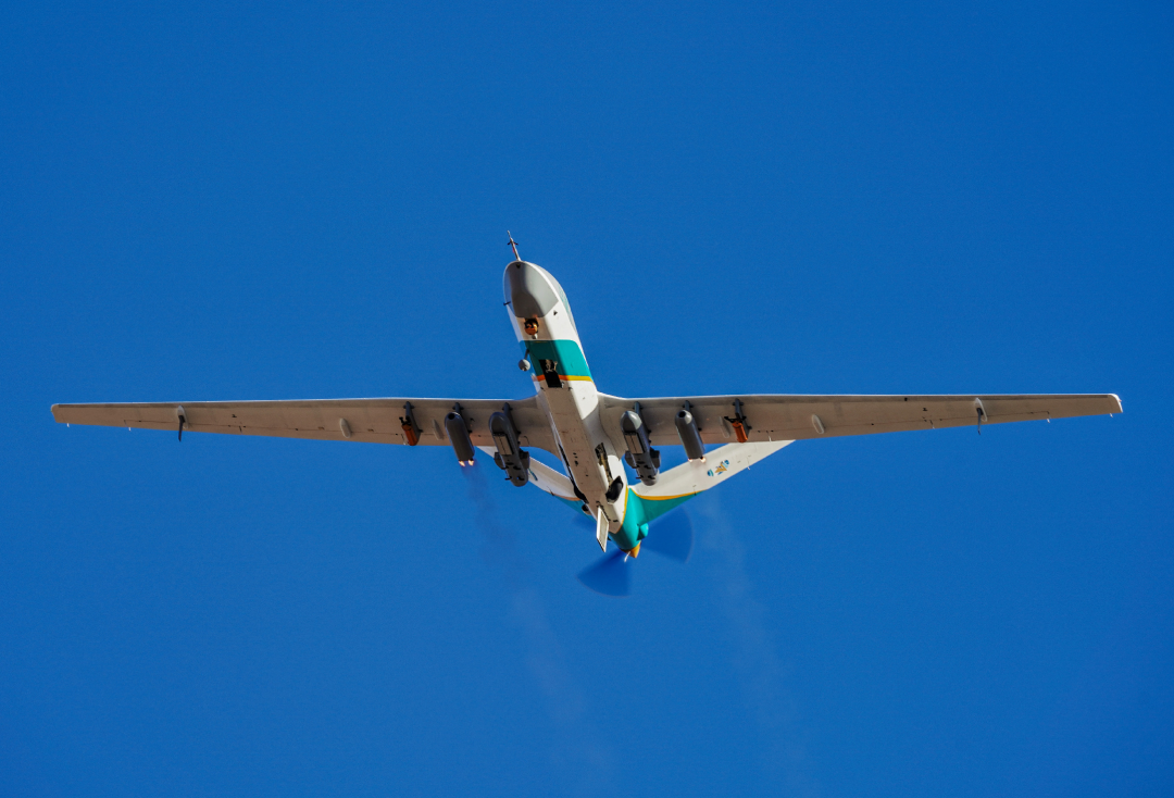 全球首款大型人工影响天气无人机首飞的图3