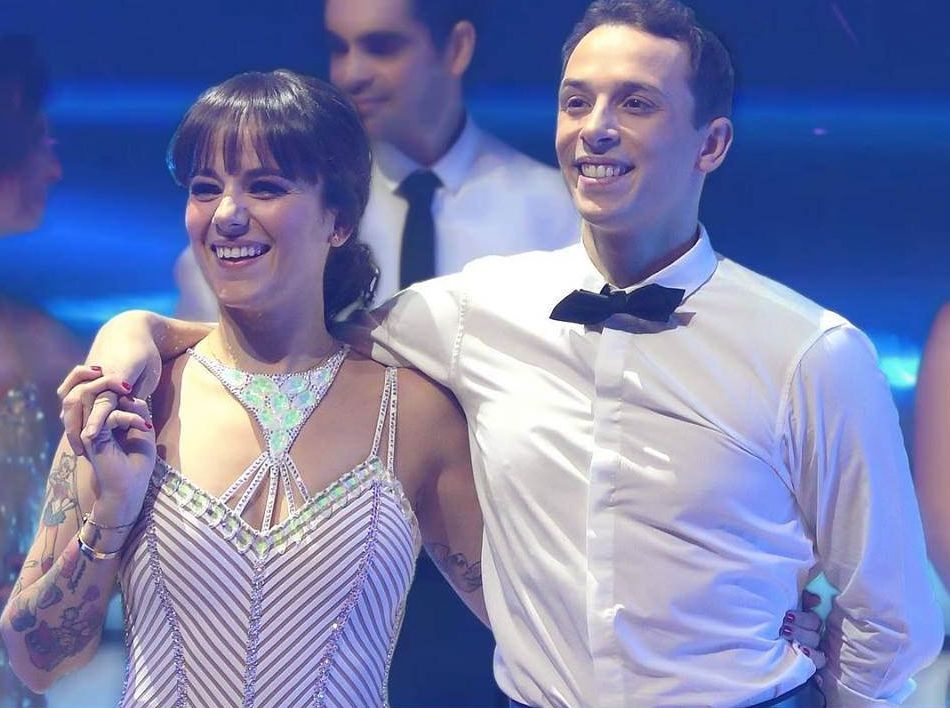 йഺڵMP4Ů,˶ԷŮĻ