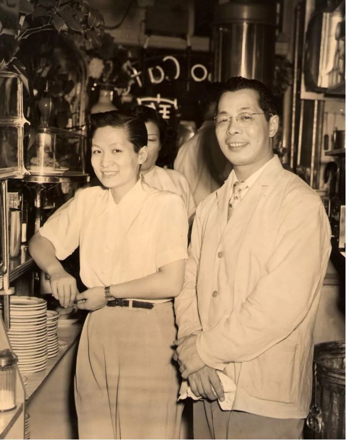 ��ʷ�ϵ�һλ����Ů���ݣ�����ʱ���й���û����Ƭ