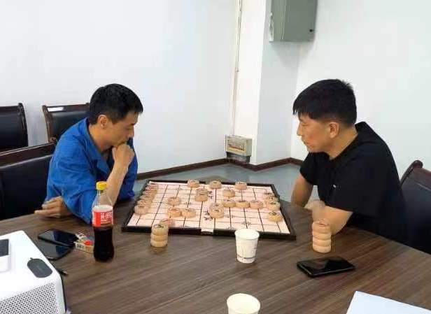 rg皇家视讯股份公司进行首届“敢超”杯棋类角逐活动(图14)