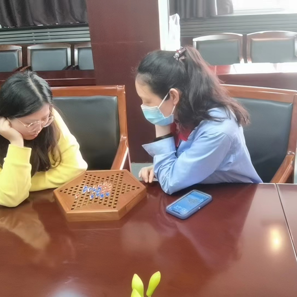 rg皇家视讯股份公司进行首届“敢超”杯棋类角逐活动(图9)