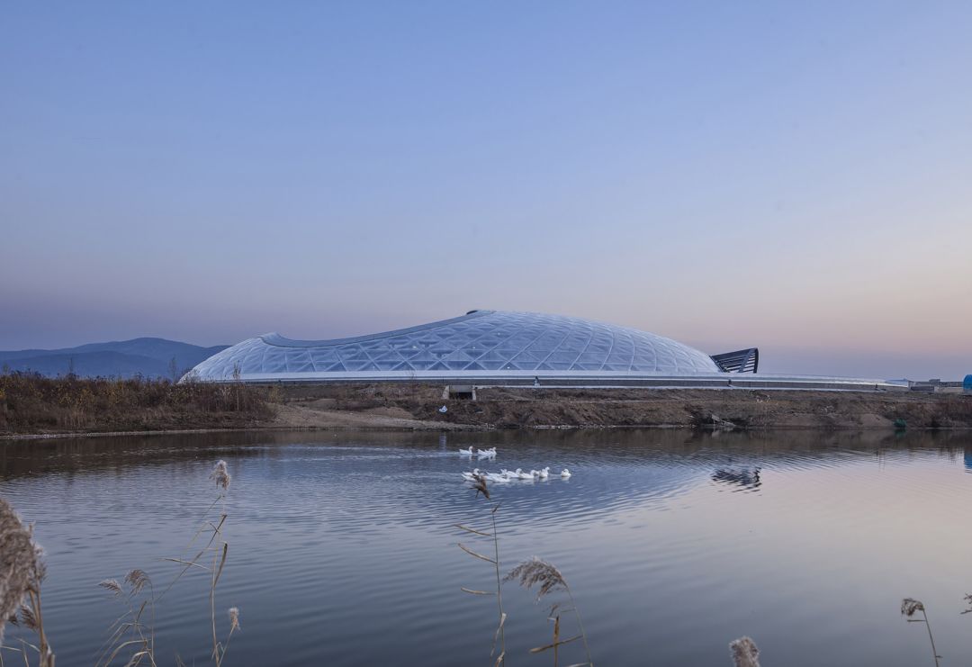 黑瞎子岛北大荒现代生态园三层ETFE工程，黑龙江